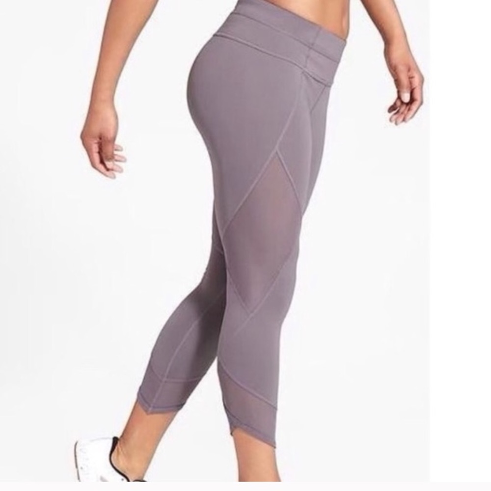 Athleta Aura Sonar Capri
